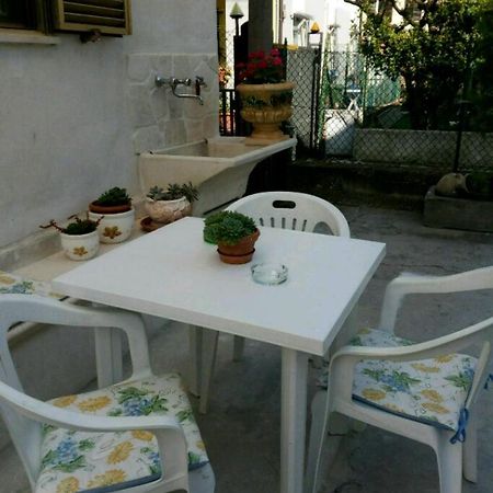 Bed and Breakfast Alfi Beb à Le Torri Extérieur photo
