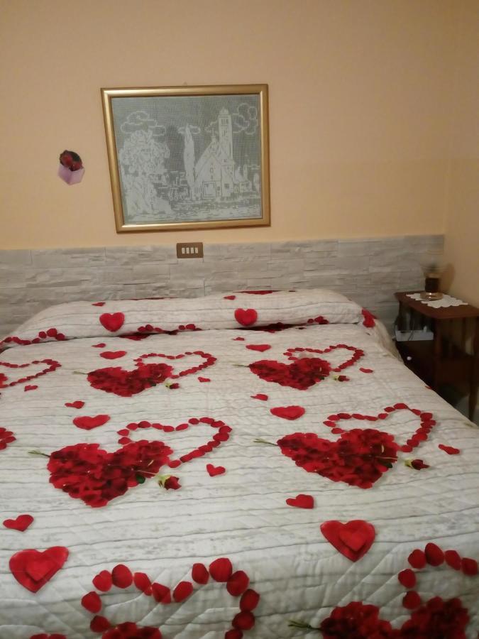 Bed and Breakfast Alfi Beb à Le Torri Extérieur photo