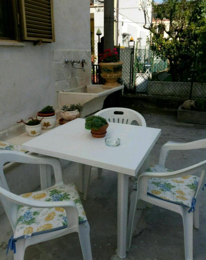 Bed and Breakfast Alfi Beb à Le Torri Extérieur photo